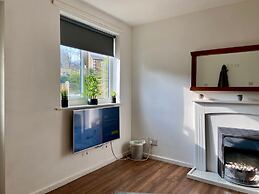 Comfortable 1 Bed Retreat in Batley - Sleeps 3