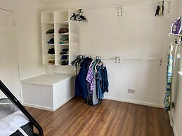 Comfortable 1 Bed Retreat in Batley - Sleeps 3