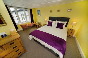 Radcliffe Guest House