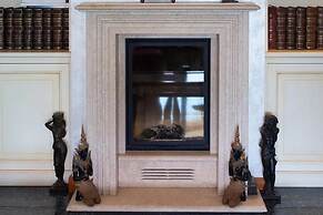 Villa Paradise-sleeps 20-pool-sea Views-pets