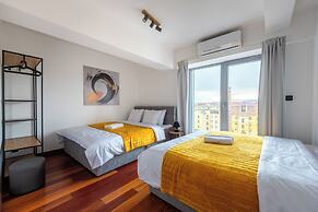 Modern Penthouse with 3-bedrooms