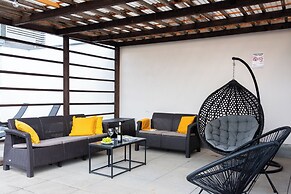 Modern Penthouse with 3-bedrooms