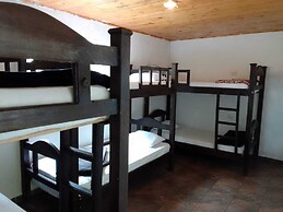 hostal hilltop salento