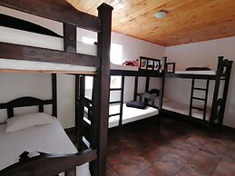hostal hilltop salento
