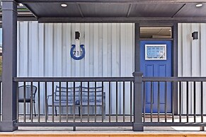 Stadium Container Club House