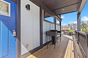 Stadium Container Club House