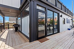 Stadium Container Club House