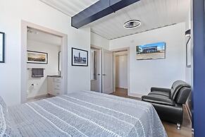 Stadium Container Club House