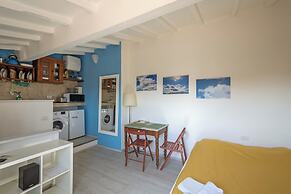 Via Laura - cozy studio