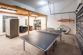 Sunrise Paradise - Pet Friendly! Community Pool!