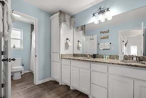 Sunrise Paradise - Pet Friendly! Community Pool!