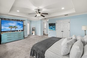 Sunrise Paradise - Pet Friendly! Community Pool!