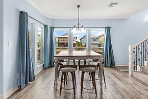 Sunrise Paradise - Pet Friendly! Community Pool!