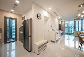 THE MANOR Centre Point