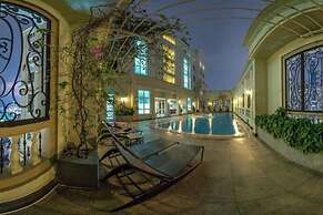 THE MANOR Premier Residence