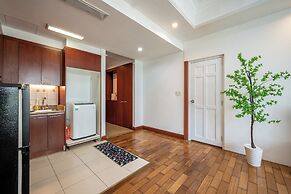 THE MANOR Premier Residence