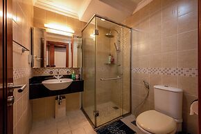 THE MANOR Premier Residence