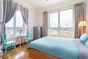 THE MANOR Premier Residence