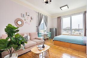 THE MANOR Premier Residence