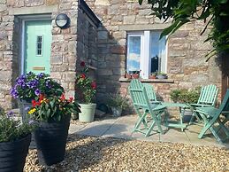 Idyllic Cottage Sleeps 4 pet Friendly