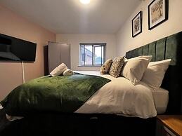 BV Aparthotel Huddersfield Ideal for Business & Leisure Stays