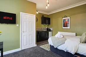 BV Aparthotel Huddersfield Ideal for Business & Leisure Stays