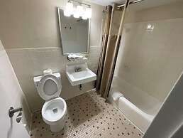 The Derby Inn and Suites