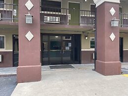 The Derby Inn and Suites