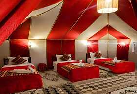 Desert Lodge luxury camp