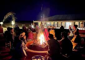 Desert Lodge luxury camp