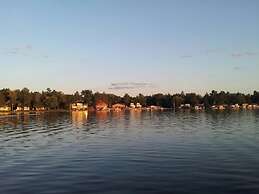 Sunset Cove Resort