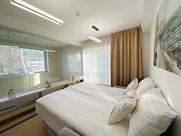 Magnolia House - Indoor Pool and Sauna