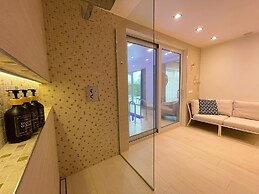 Magnolia House - Indoor Pool and Sauna