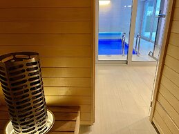 Magnolia House - Indoor Pool and Sauna