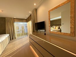 Magnolia House - Indoor Pool and Sauna