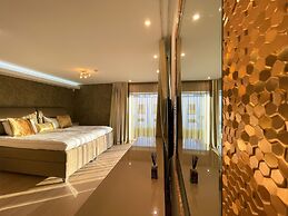 Magnolia House - Indoor Pool and Sauna