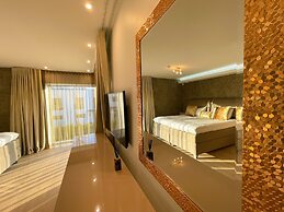 Magnolia House - Indoor Pool and Sauna