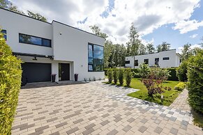 Magnolia House - Indoor Pool and Sauna