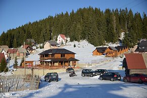 Cozy Berane Stay in Ski Area With On-site Restaurant