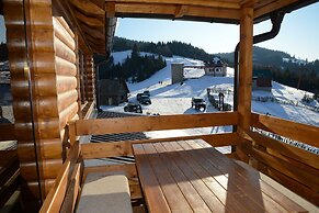 Cozy Berane Stay in Ski Area With On-site Restaurant