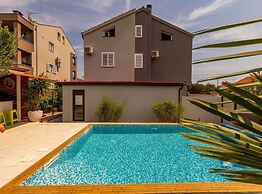 Zadar Lavish and Luxurious Apartment With Private Pool