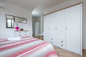 Villa La Fata With 3 Bedrooms and 3 Bathrooms