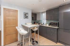 River Cabin Mills Cottage - From 450 Per Night