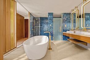 Aqua Vista Hoi An - Villas in Wyndham Royal Beachfront