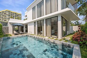 Aqua Vista Hoi An - Villas in Wyndham Royal Beachfront