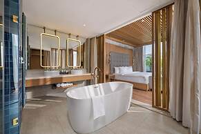 Aqua Vista Hoi An - Villas in Wyndham Royal Beachfront