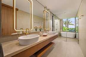 Aqua Vista Hoi An - Villas in Wyndham Royal Beachfront