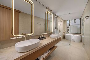 Aqua Vista Hoi An - Villas in Wyndham Royal Beachfront