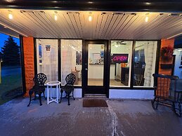 Confessions INN The Rain