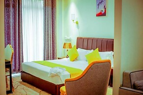 Kijichi Gateway Hotel